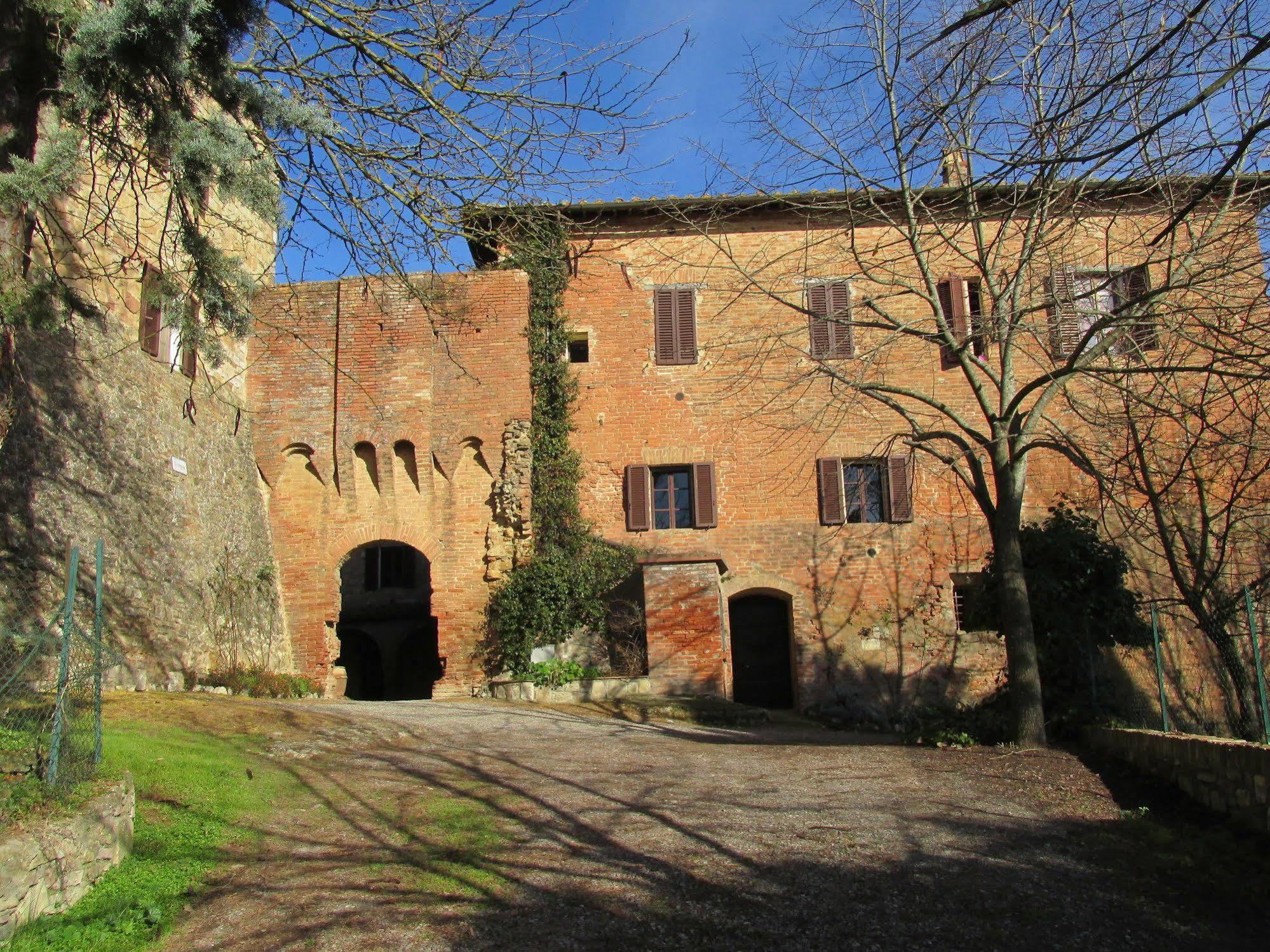 Agriturismo Castello Saltemnano Buonconvento Exterior photo